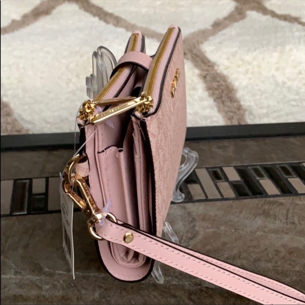 MICHAEL KORS LG DOUBLE ZIP WRISTLET BALLET - Picture 13 of 16